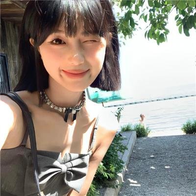 脂粉双雄