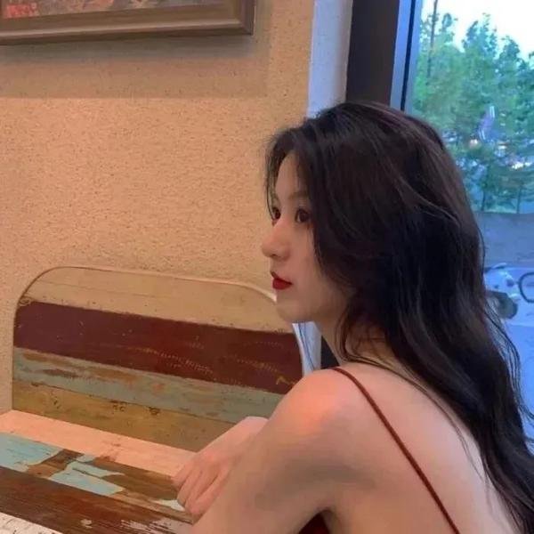 莱拉